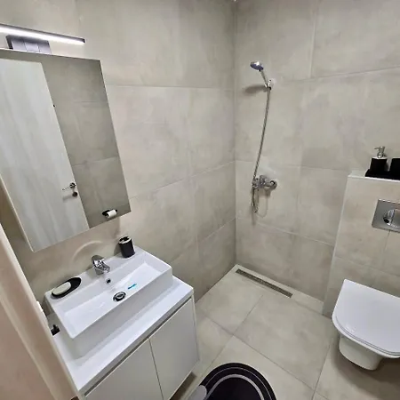 Amelia 2 Apartment *