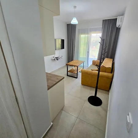 Amelia 2 Apartment Ofrínion